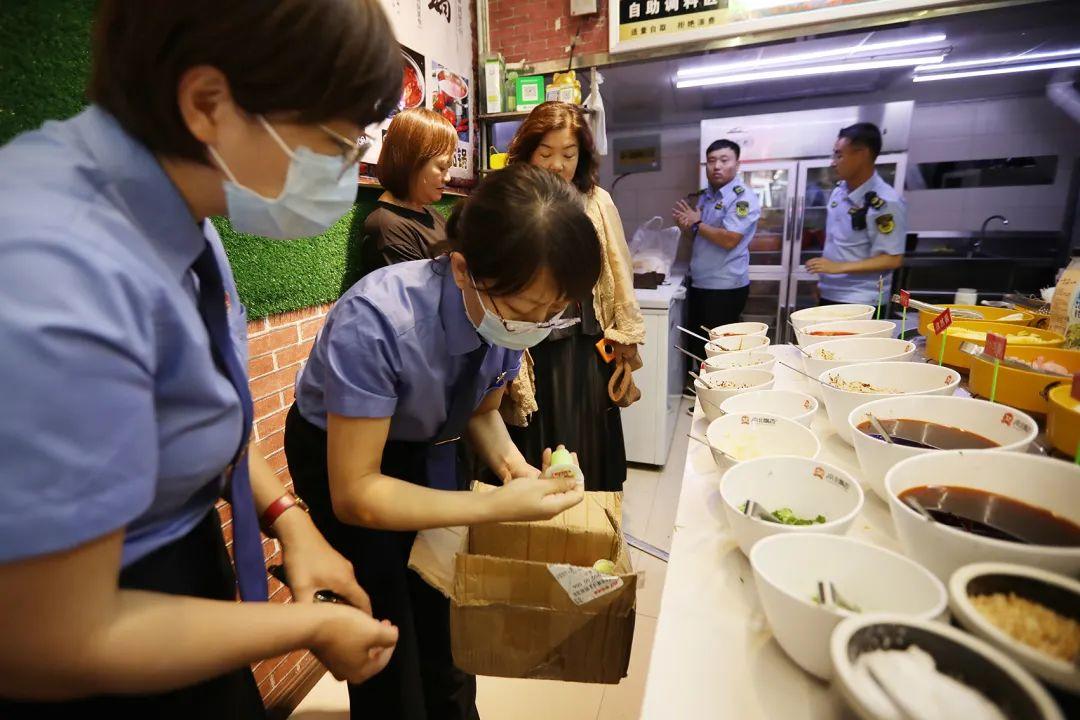 科尔沁区卫生健康局领导团队最新概况